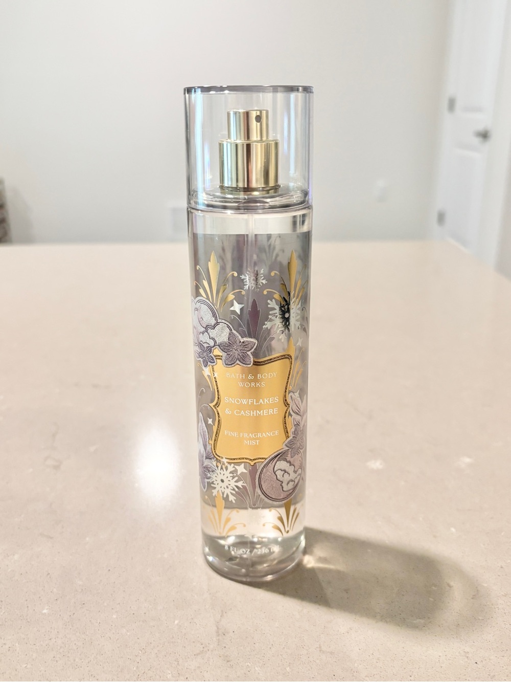 Bath & Body Works Snowflakes & Cashmere New